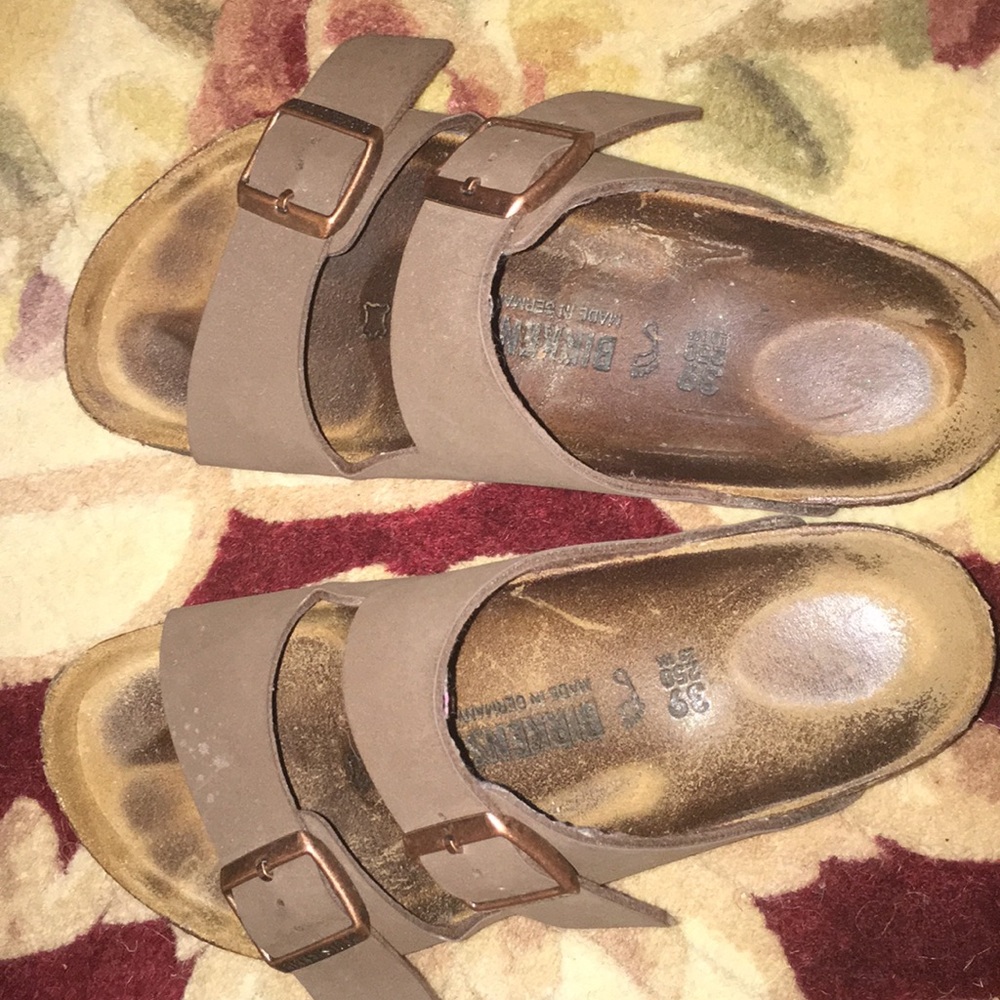 Not selling these just love these shoes